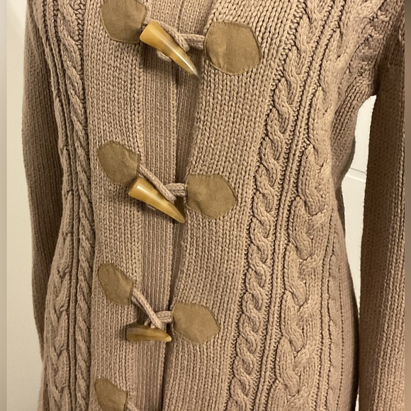 Esprit Classic Brown Fall Long Sweater with faux fur hood . - Picture 5 of 11